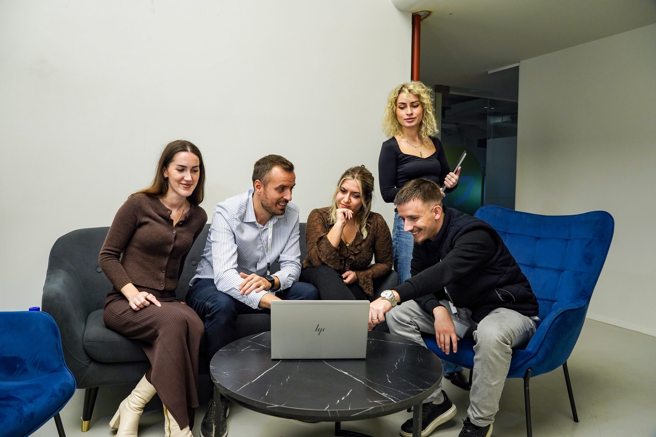 PROZESSE <span style="color: #A1D183;">ENTWICKELN</span> UND OPTIMIEREN